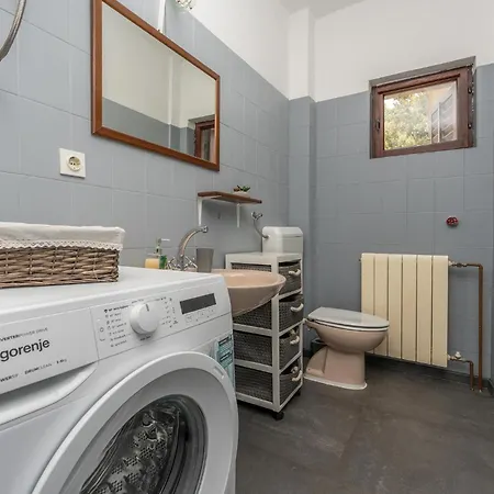 Gorgeous In Apartman *